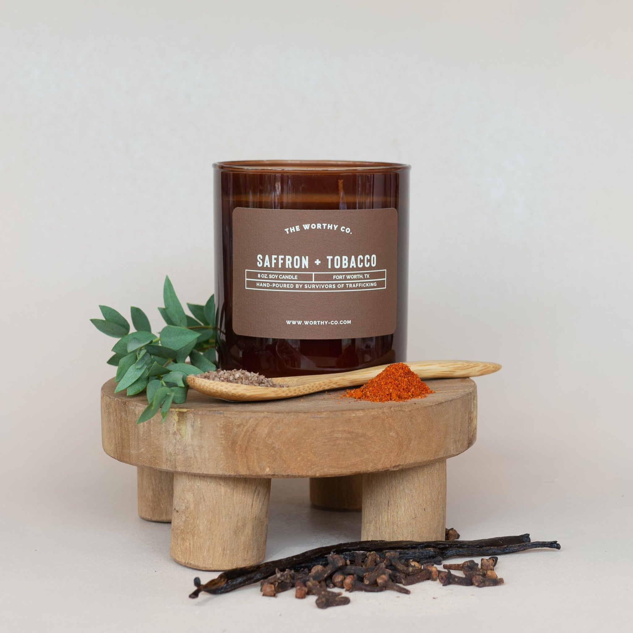 saffron tobacco Ember Candle: Saffron + Tobacco